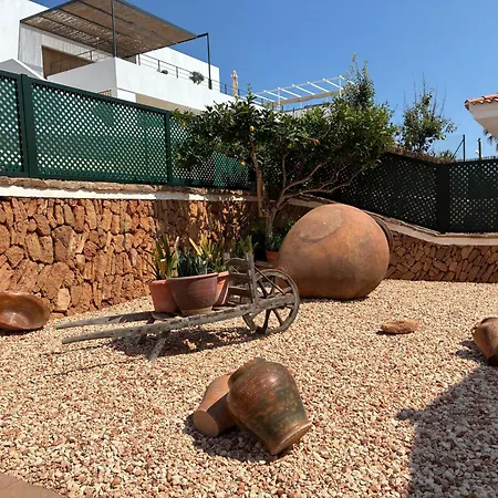 En A Primera Linea De Mar Con Piscina Y Vistas Ferienhaus