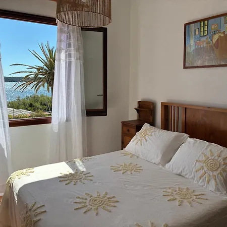 Ferienhaus En A Primera Linea De Mar Con Piscina Y Vistas *