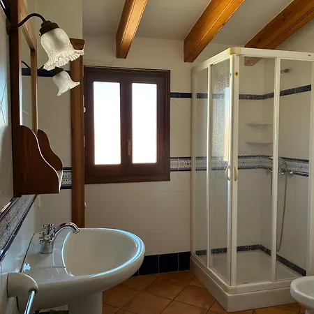 En A Primera Linea De Mar Con Piscina Y Vistas Ferienhaus